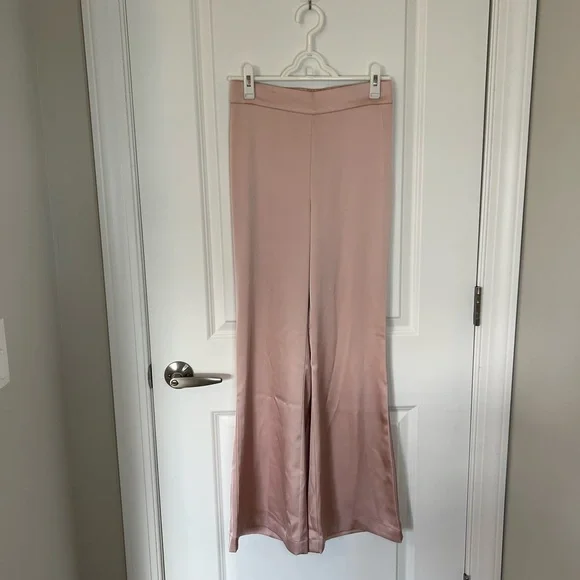 Rachel Zoe Pale Pink Two Piece Set - Picture 3 of 9